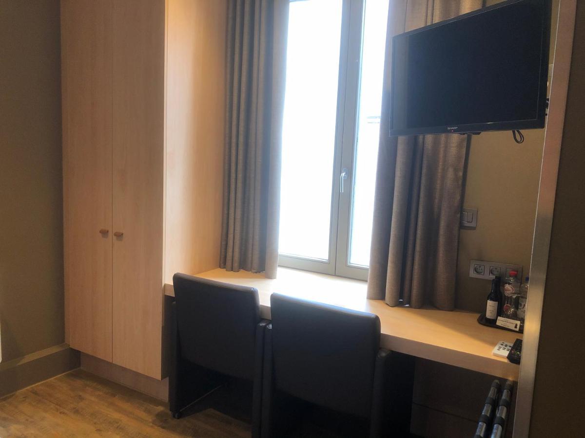 Hotel Duivels Paterke Harelbeeksestraat 29, 8500 קורטרייק מראה חיצוני תמונה