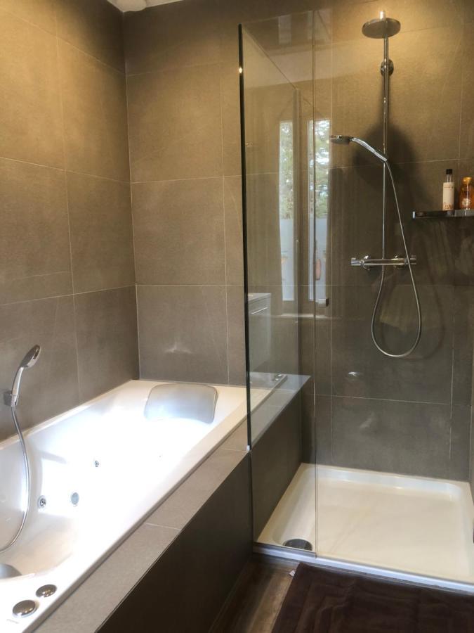 Hotel Duivels Paterke Harelbeeksestraat 29, 8500 קורטרייק מראה חיצוני תמונה