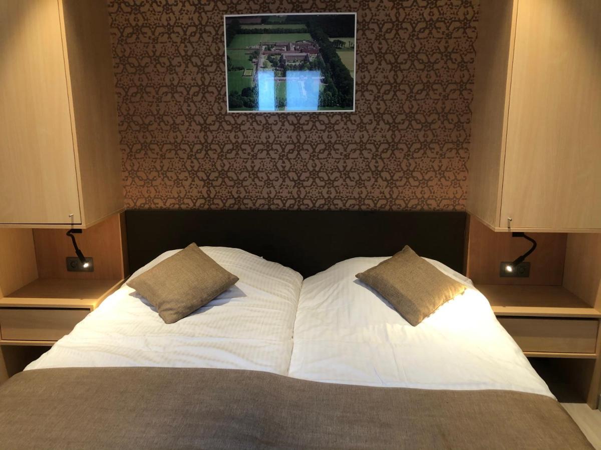 Hotel Duivels Paterke Harelbeeksestraat 29, 8500 קורטרייק מראה חיצוני תמונה