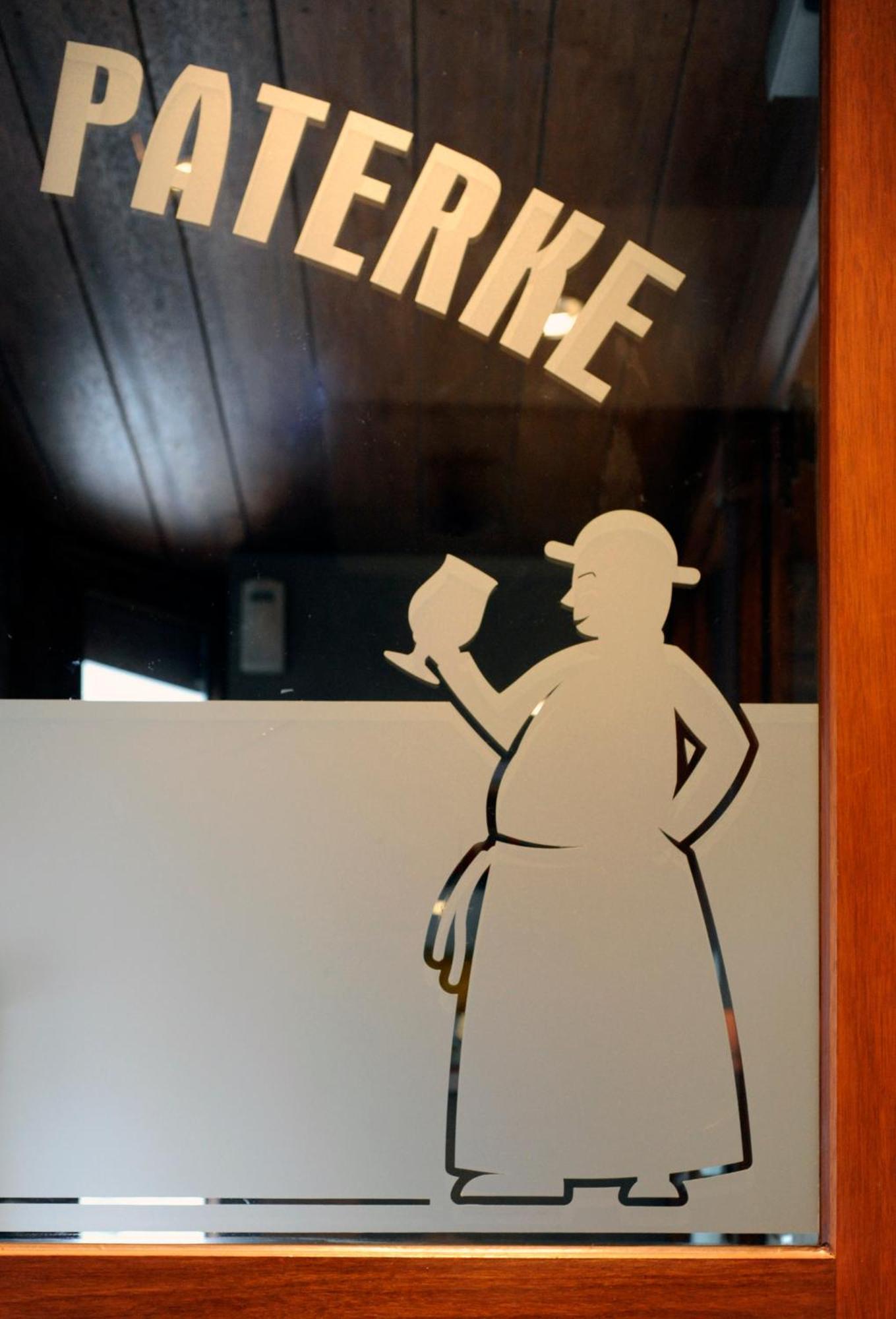 Hotel Duivels Paterke Harelbeeksestraat 29, 8500 קורטרייק מראה חיצוני תמונה
