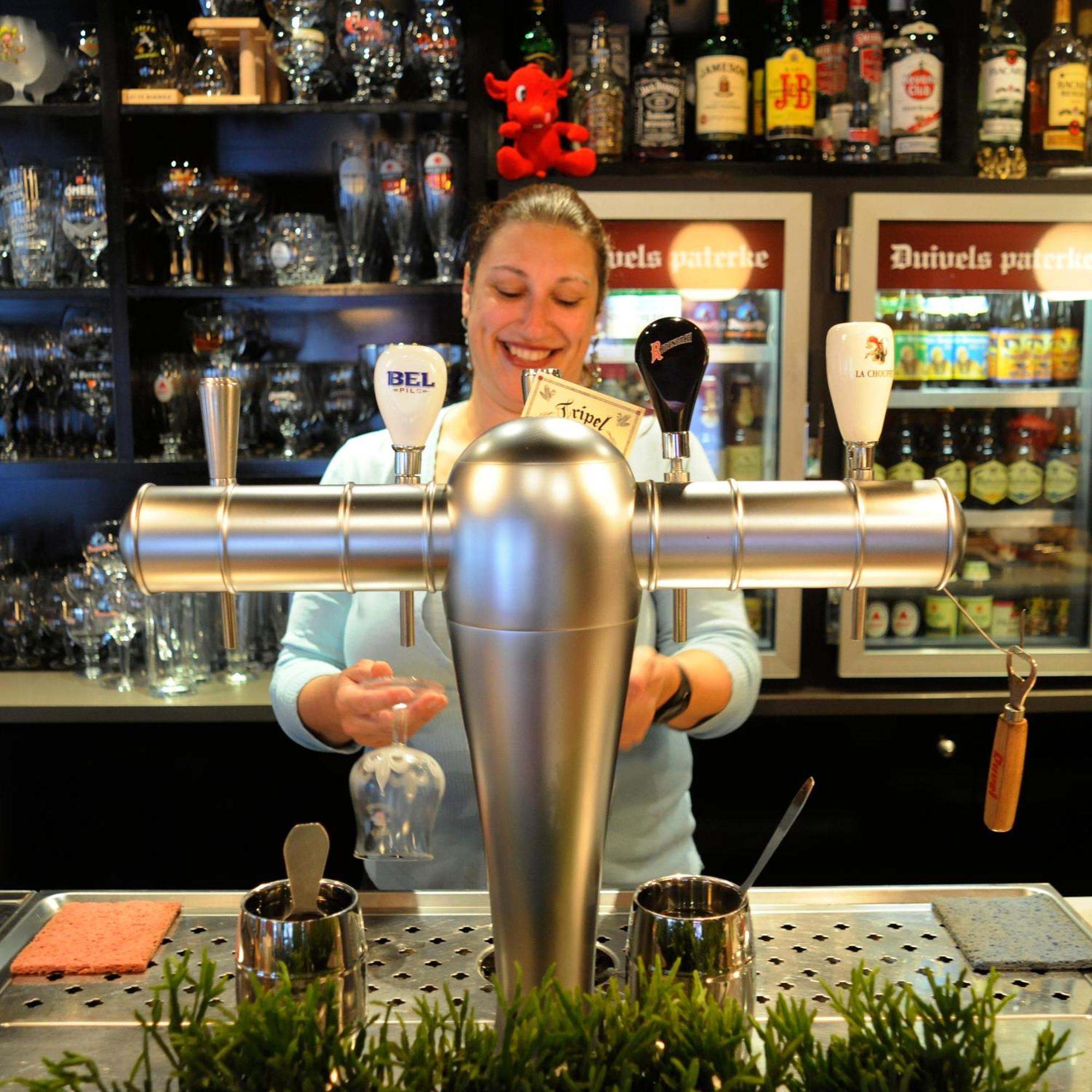 Hotel Duivels Paterke Harelbeeksestraat 29, 8500 קורטרייק מראה חיצוני תמונה