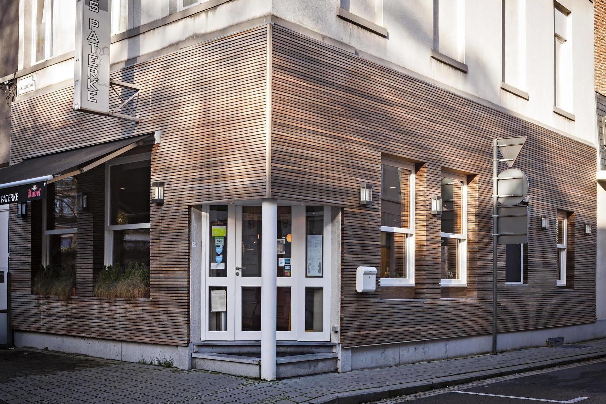Hotel Duivels Paterke Harelbeeksestraat 29, 8500 קורטרייק מראה חיצוני תמונה